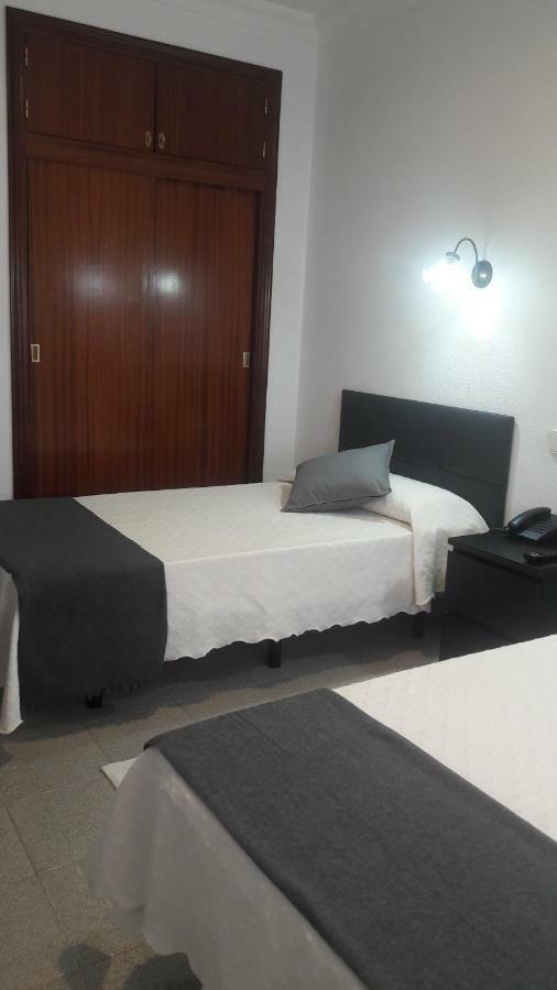 Hotel Portugal ليبي المظهر الخارجي الصورة