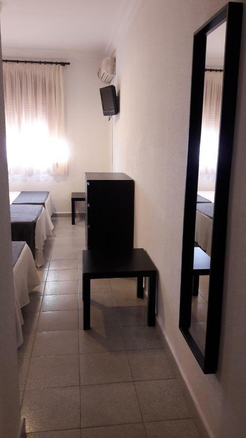 Hotel Portugal ليبي المظهر الخارجي الصورة