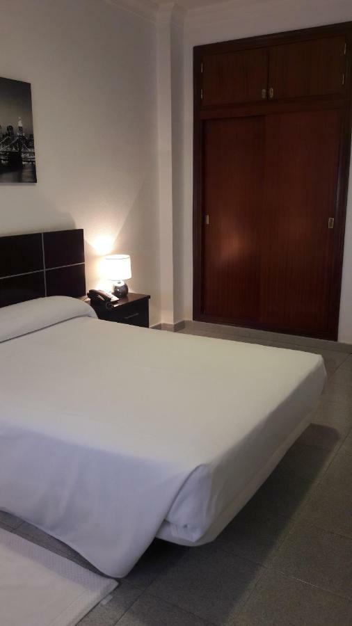 Hotel Portugal ليبي المظهر الخارجي الصورة